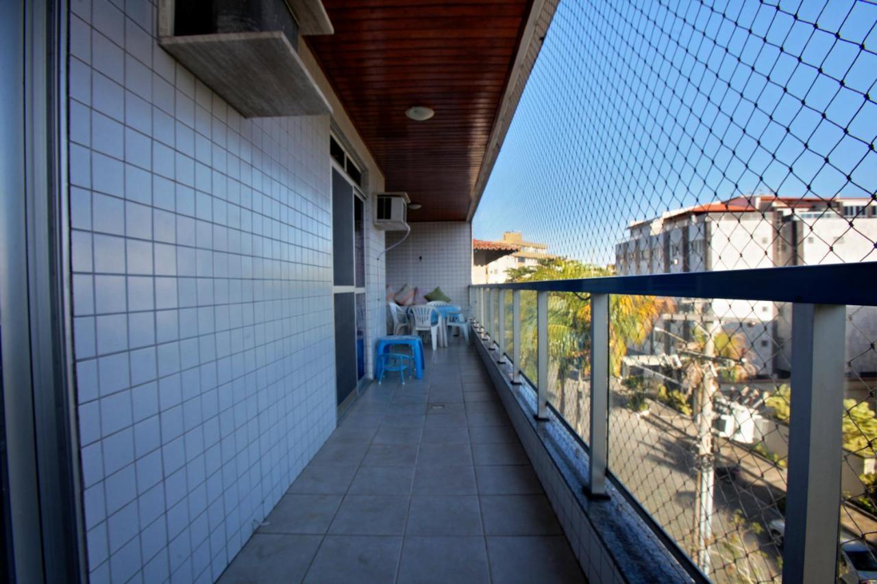 Apto. amplo a 200 metros da bela Praia do Forte Cabo Frio Exterior foto